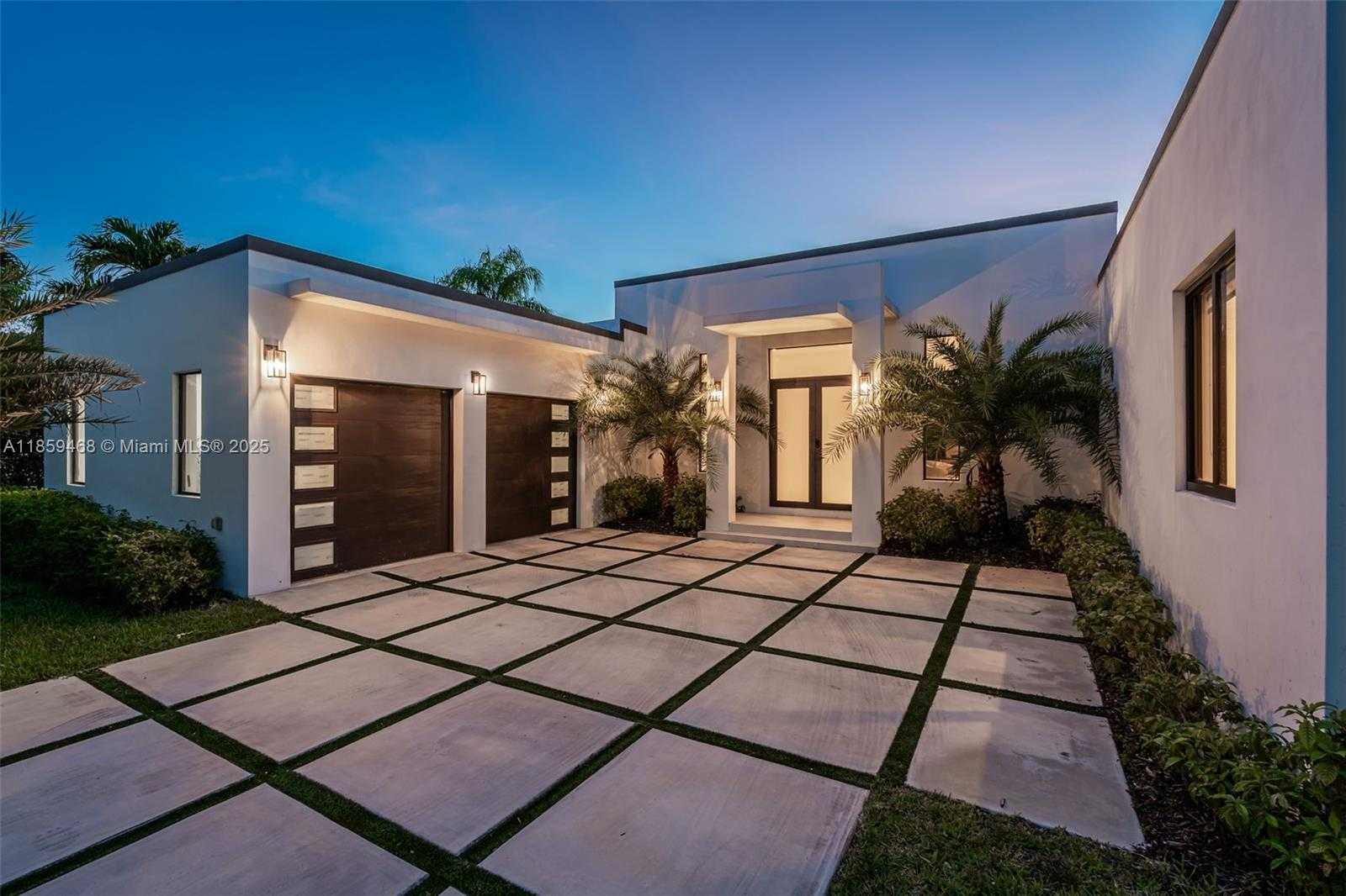 Small Image of 5928 SOUTH WEST 69TH AVE, Miami Number 4