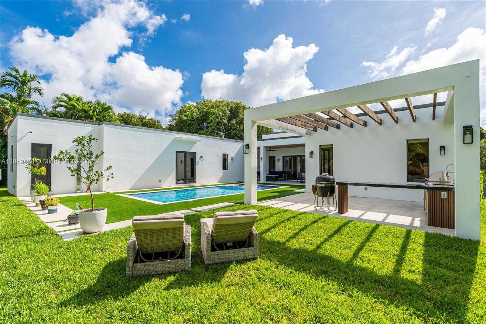 Small Image of 5928 SOUTH WEST 69TH AVE, Miami Number 8