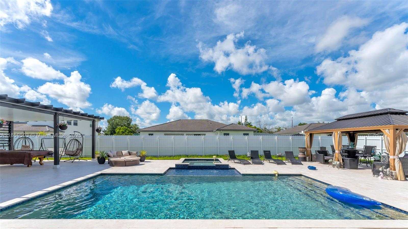 Small Image of 16916 SOUTH WEST 291ST ST, Homestead Number 41
