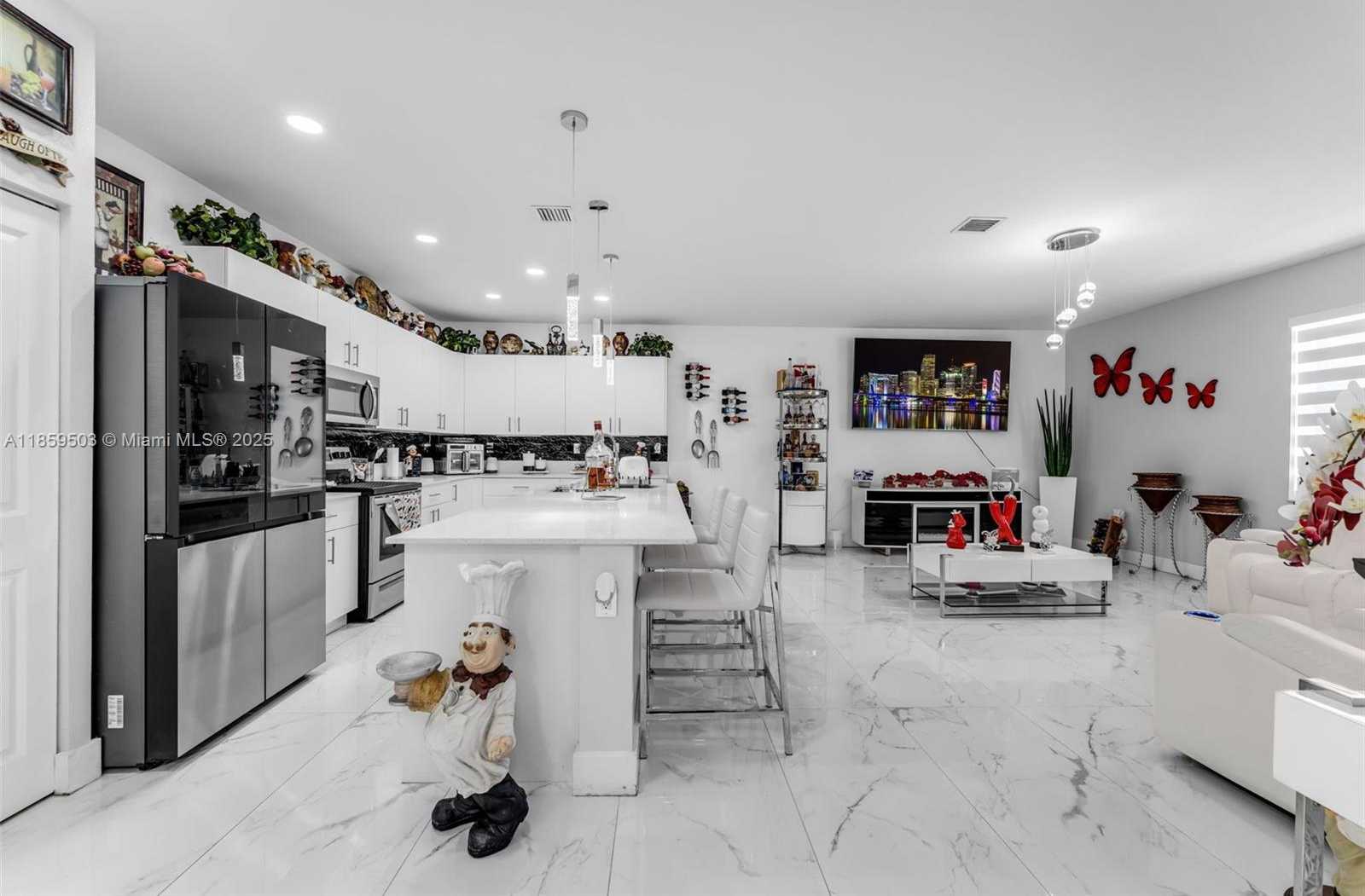 Small Image of 16916 SOUTH WEST 291ST ST, Homestead Number 7
