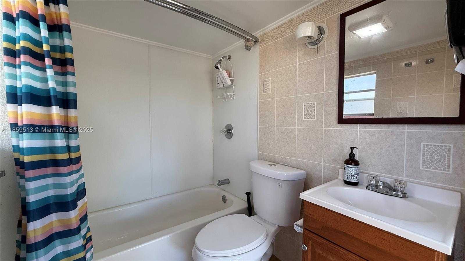 Small Image of 1144 NORTH WEST PEACE POINTE DR, Other City - In The State Of Florida Number 21