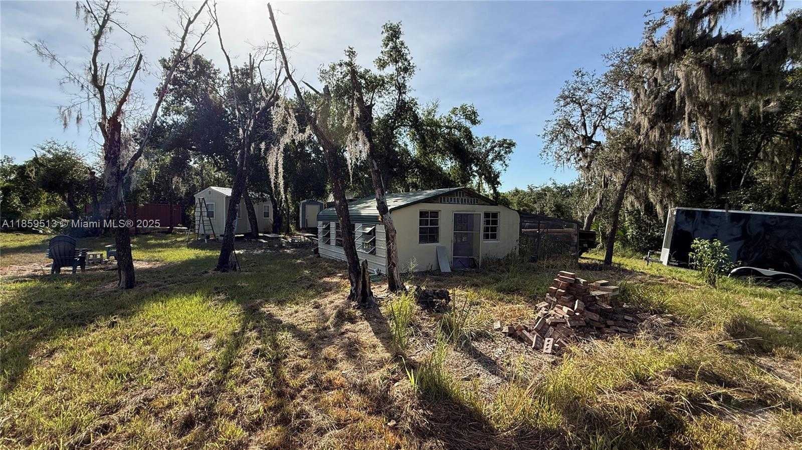 Small Image of 1144 NORTH WEST PEACE POINTE DR, Other City - In The State Of Florida Number 25