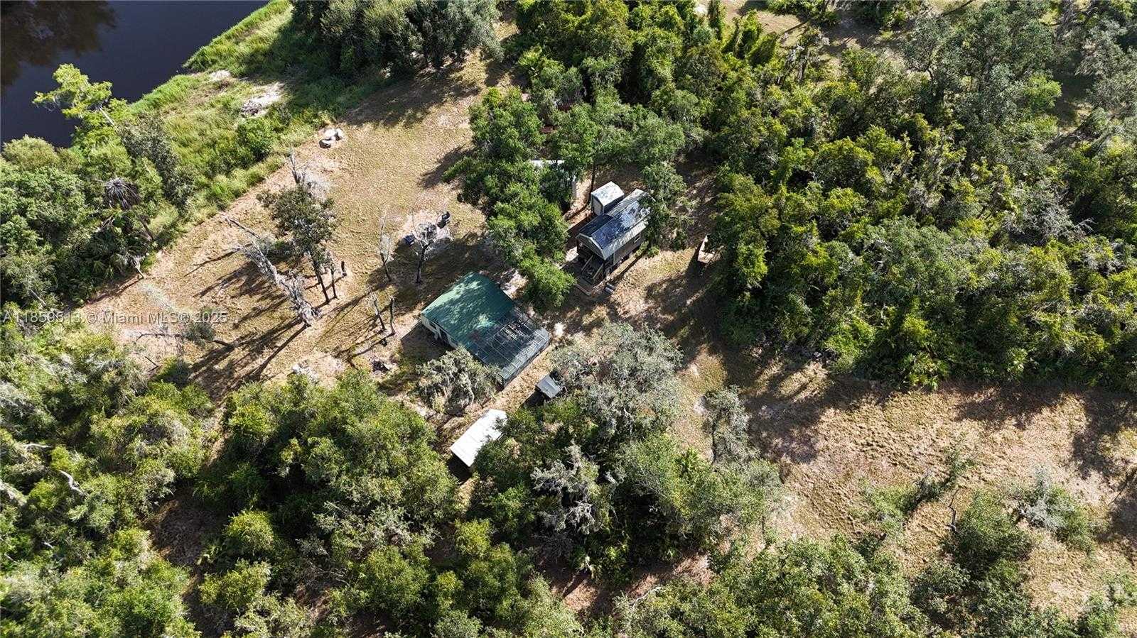 Small Image of 1144 NORTH WEST PEACE POINTE DR, Other City - In The State Of Florida Number 4