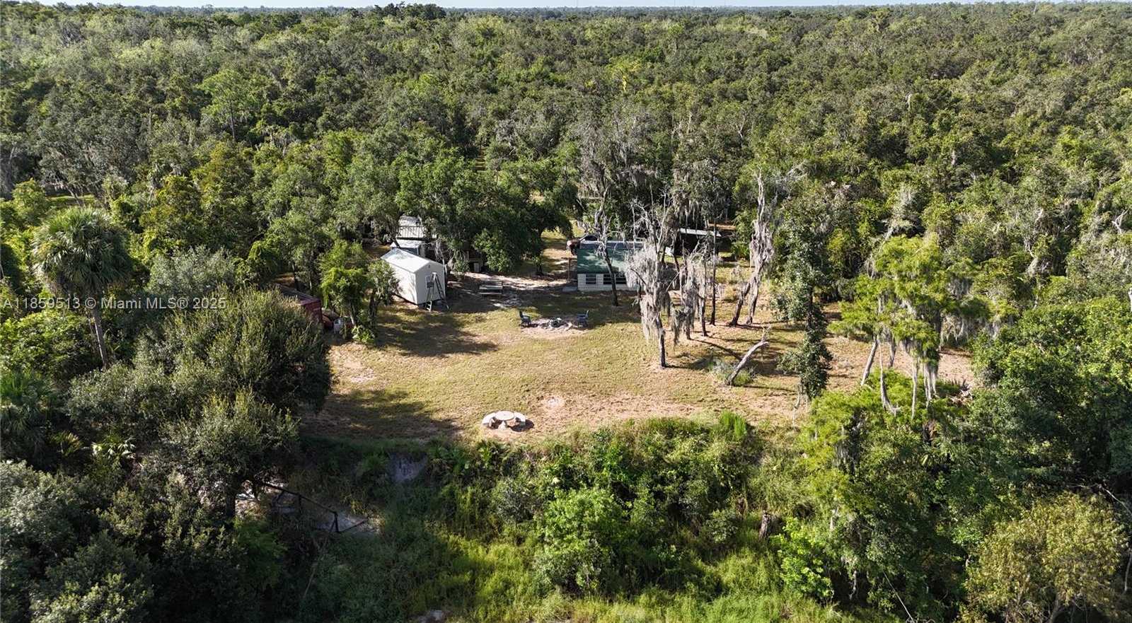 Small Image of 1144 NORTH WEST PEACE POINTE DR, Other City - In The State Of Florida Number 40