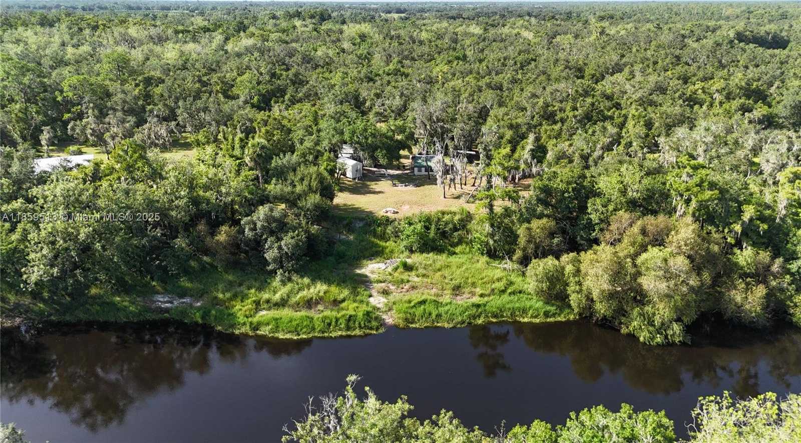 Small Image of 1144 NORTH WEST PEACE POINTE DR, Other City - In The State Of Florida Number 42