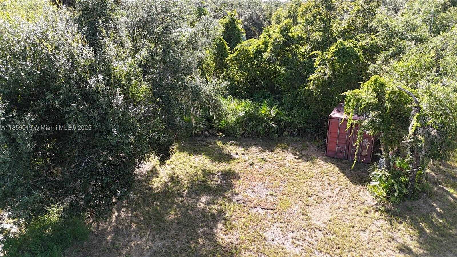 Small Image of 1144 NORTH WEST PEACE POINTE DR, Other City - In The State Of Florida Number 44
