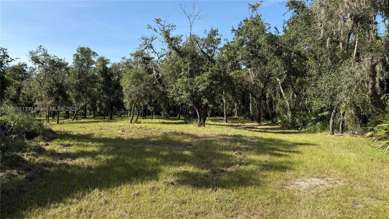 Small Image of 1144 NORTH WEST PEACE POINTE DR, Other City - In The State Of Florida Number 48