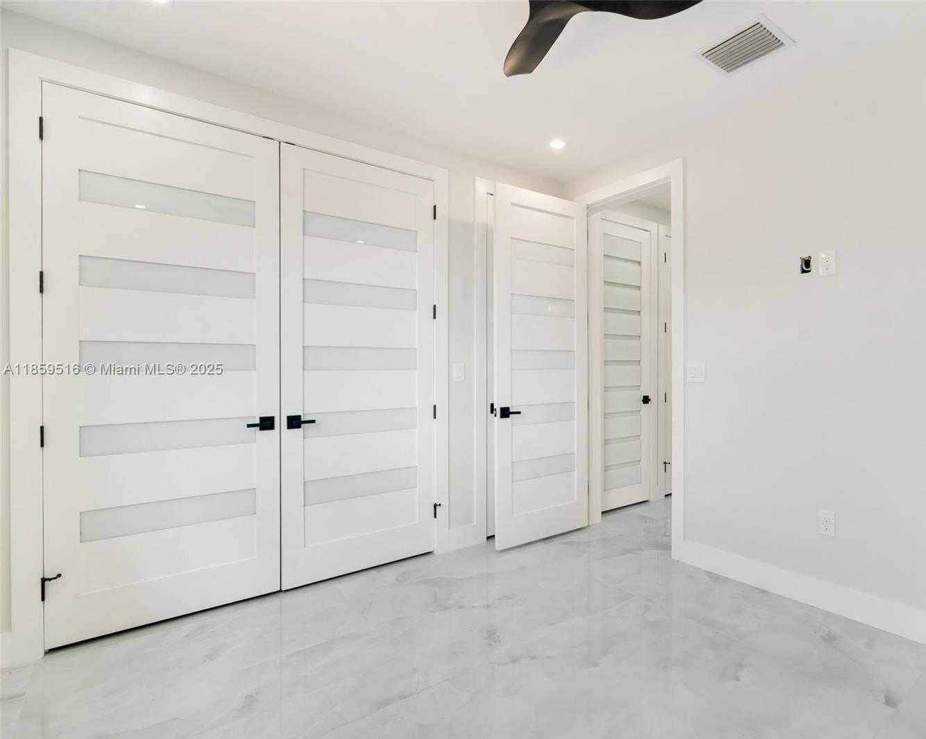 Small Image of 862 CARDINAL LN, Key Largo Number 30