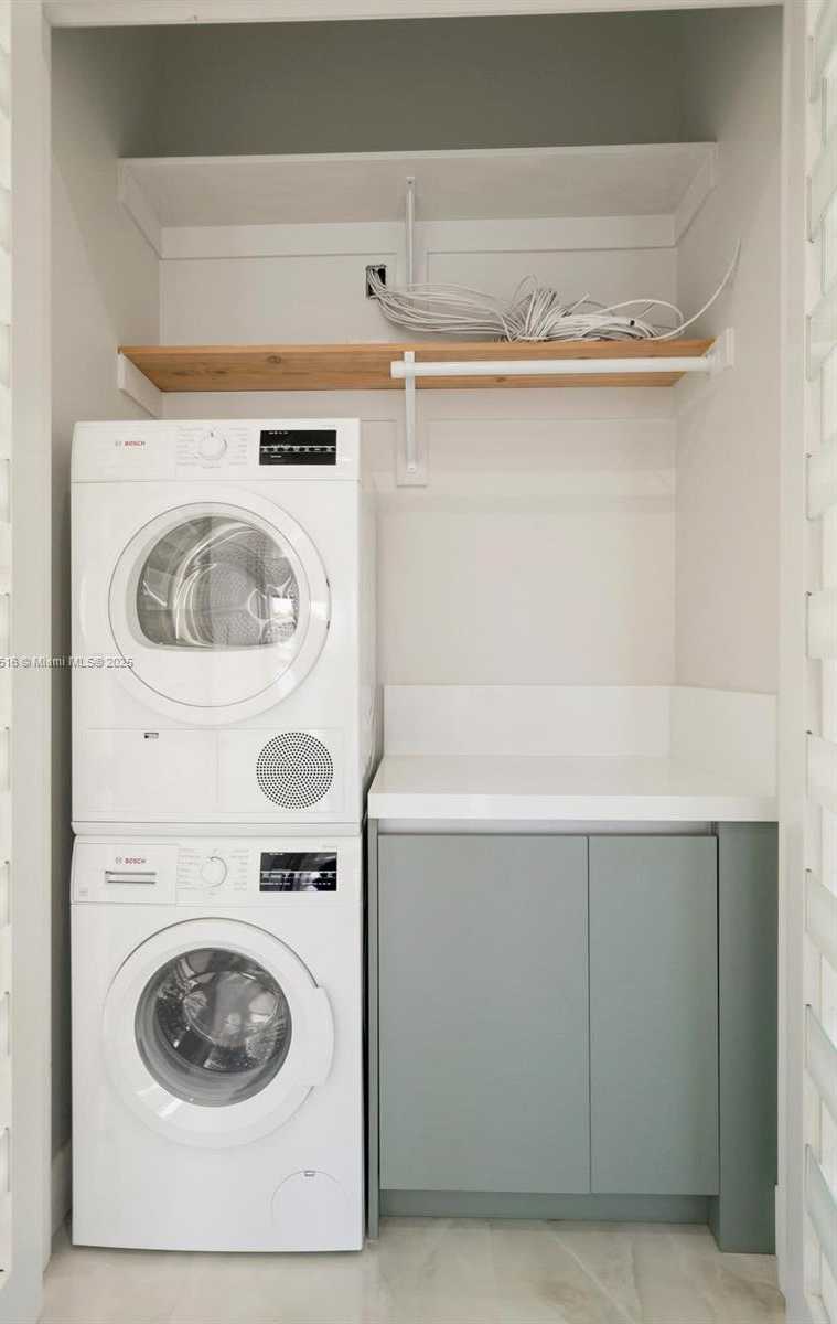 Small Image of 862 CARDINAL LN, Key Largo Number 31