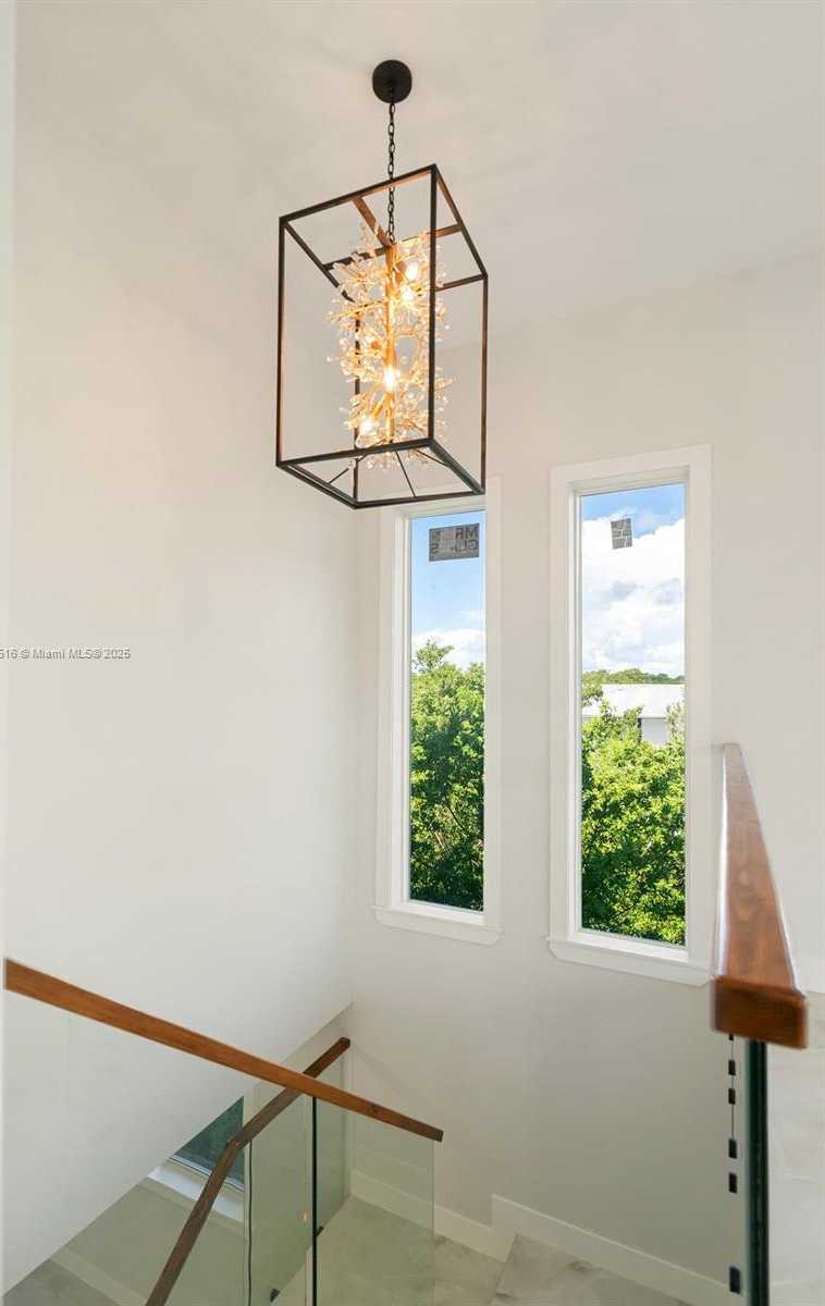 Small Image of 862 CARDINAL LN, Key Largo Number 32