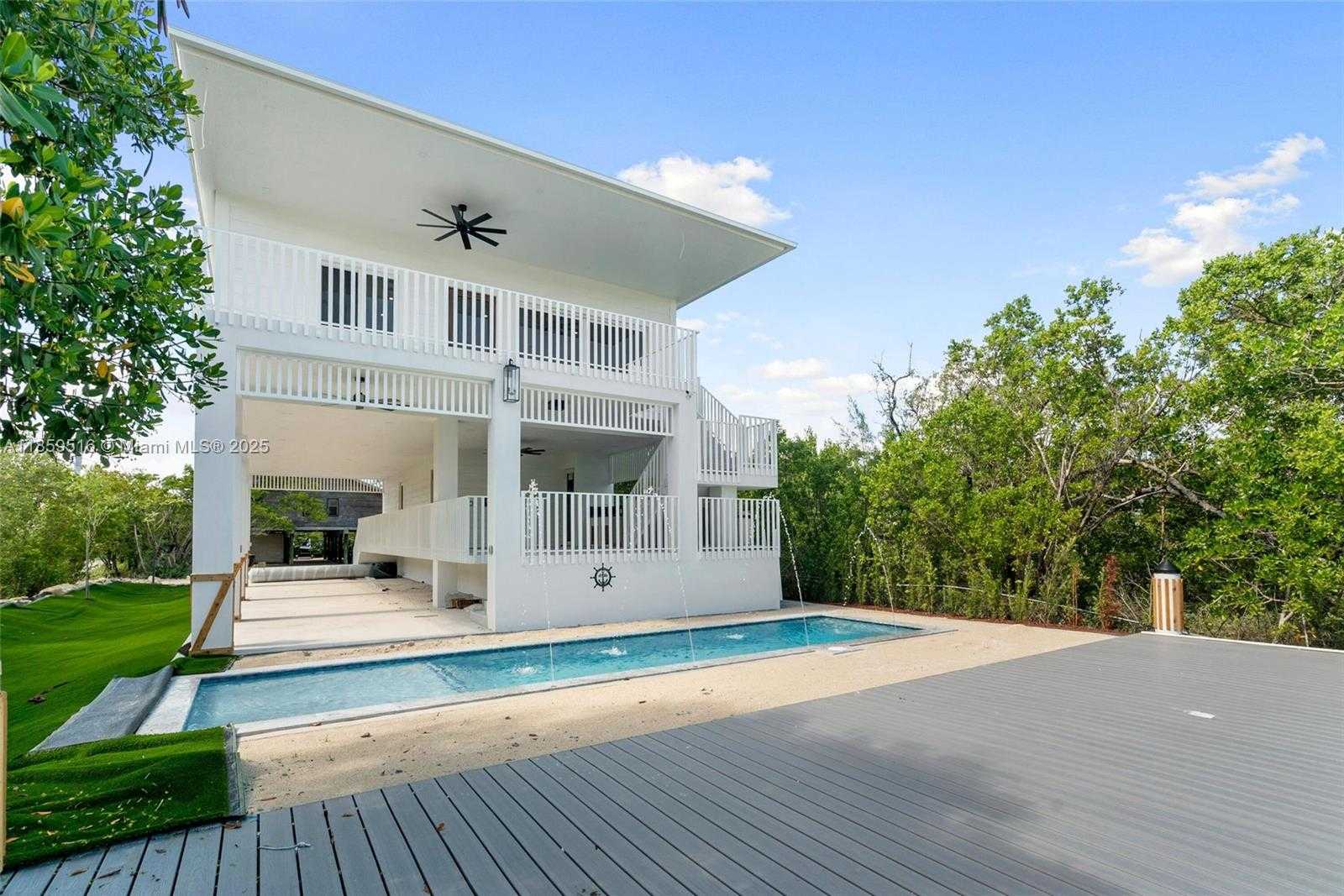 Small Image of 862 CARDINAL LN, Key Largo Number 34