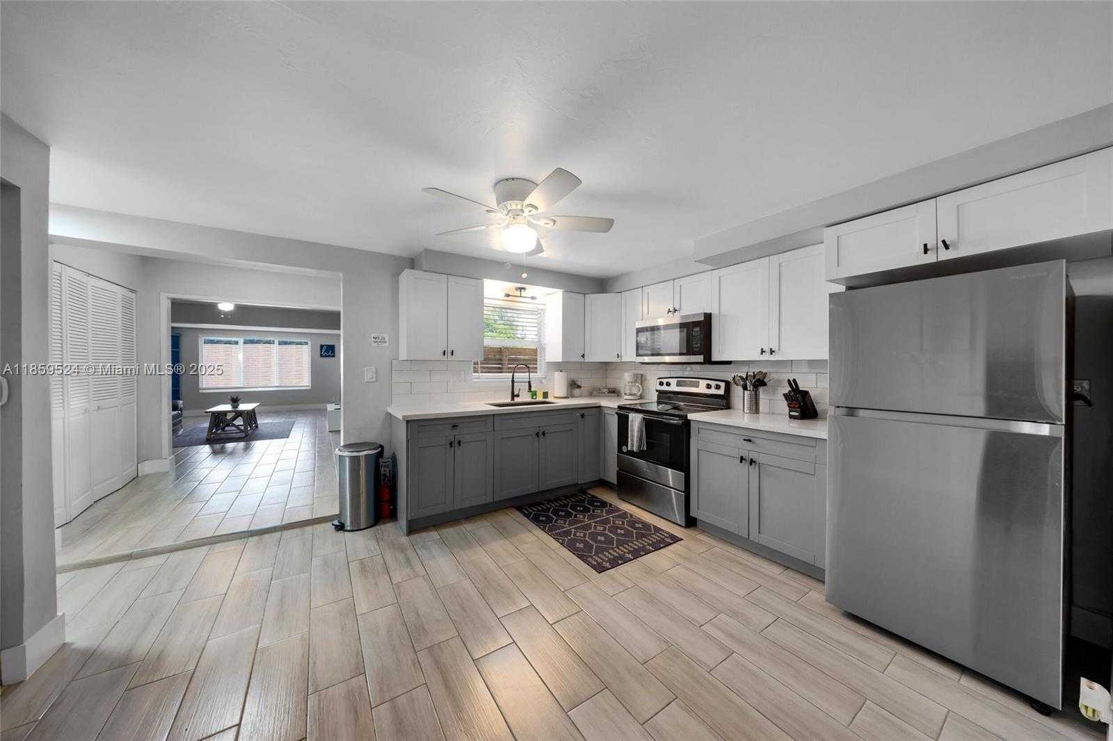 Small Image of 817 SOUTH WEST 12TH ST, Fort Lauderdale Number 10