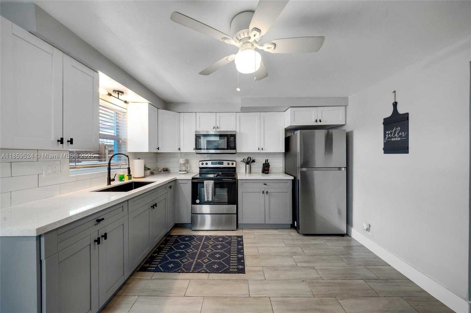 Small Image of 817 SOUTH WEST 12TH ST, Fort Lauderdale Number 3