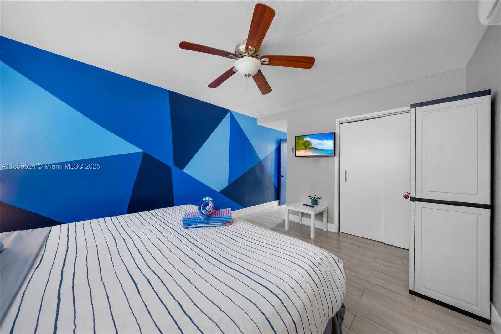 Small Image of 817 SOUTH WEST 12TH ST, Fort Lauderdale Number 4