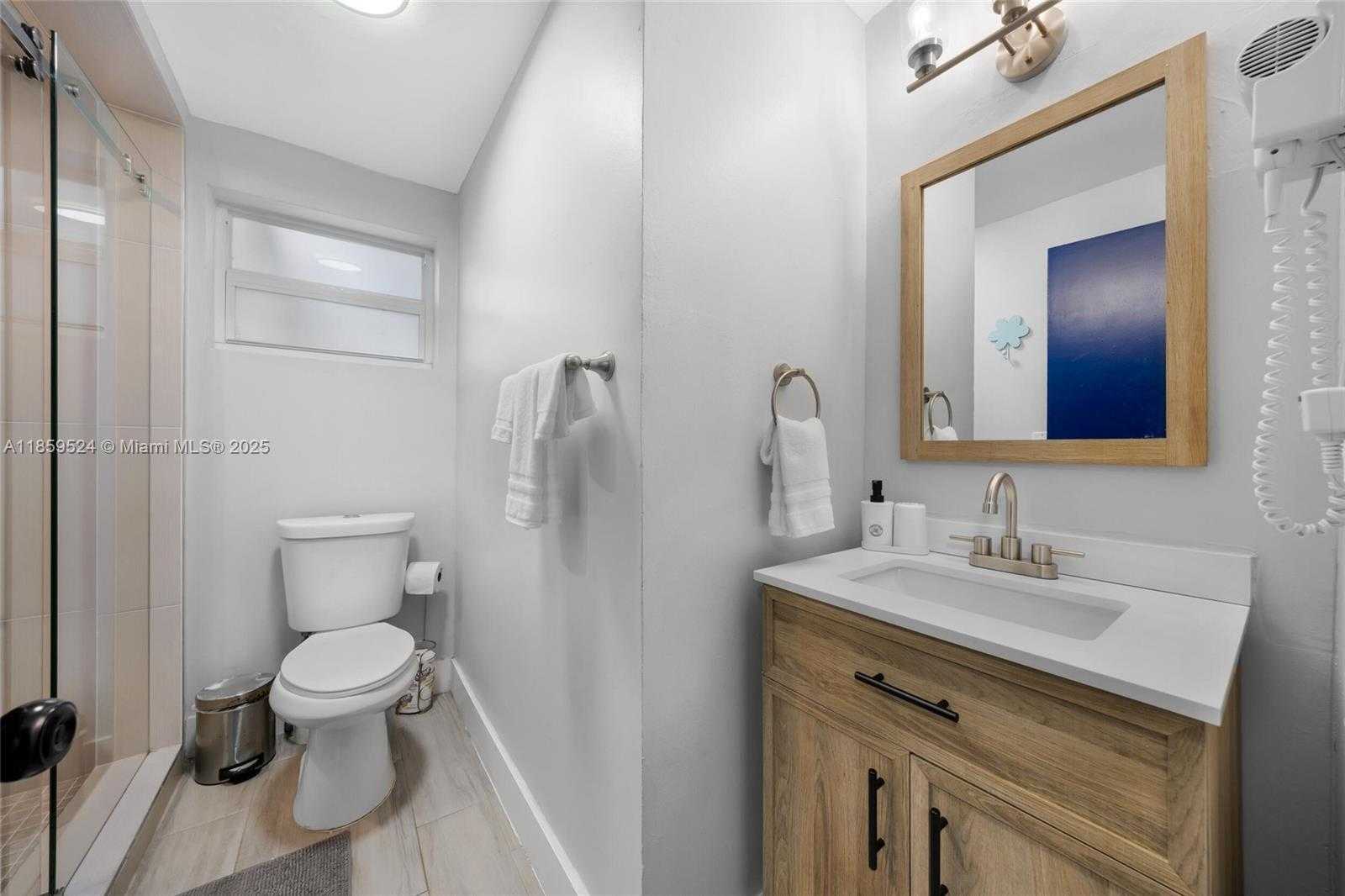 Small Image of 817 SOUTH WEST 12TH ST, Fort Lauderdale Number 7