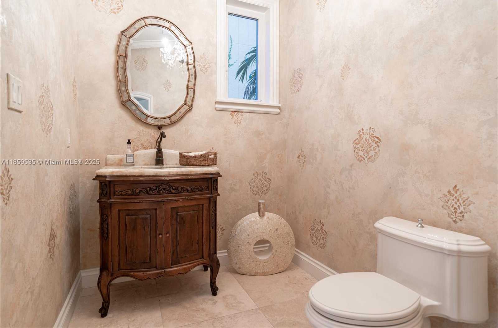 Small Image of 13681 DEERING BAY DR, Coral Gables Number 11