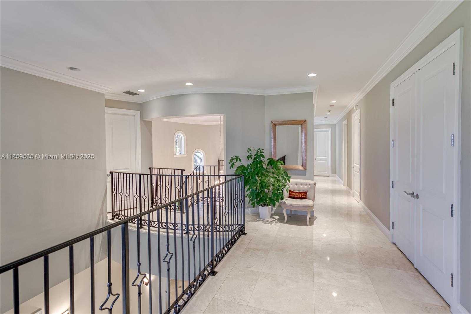 Small Image of 13681 DEERING BAY DR, Coral Gables Number 15