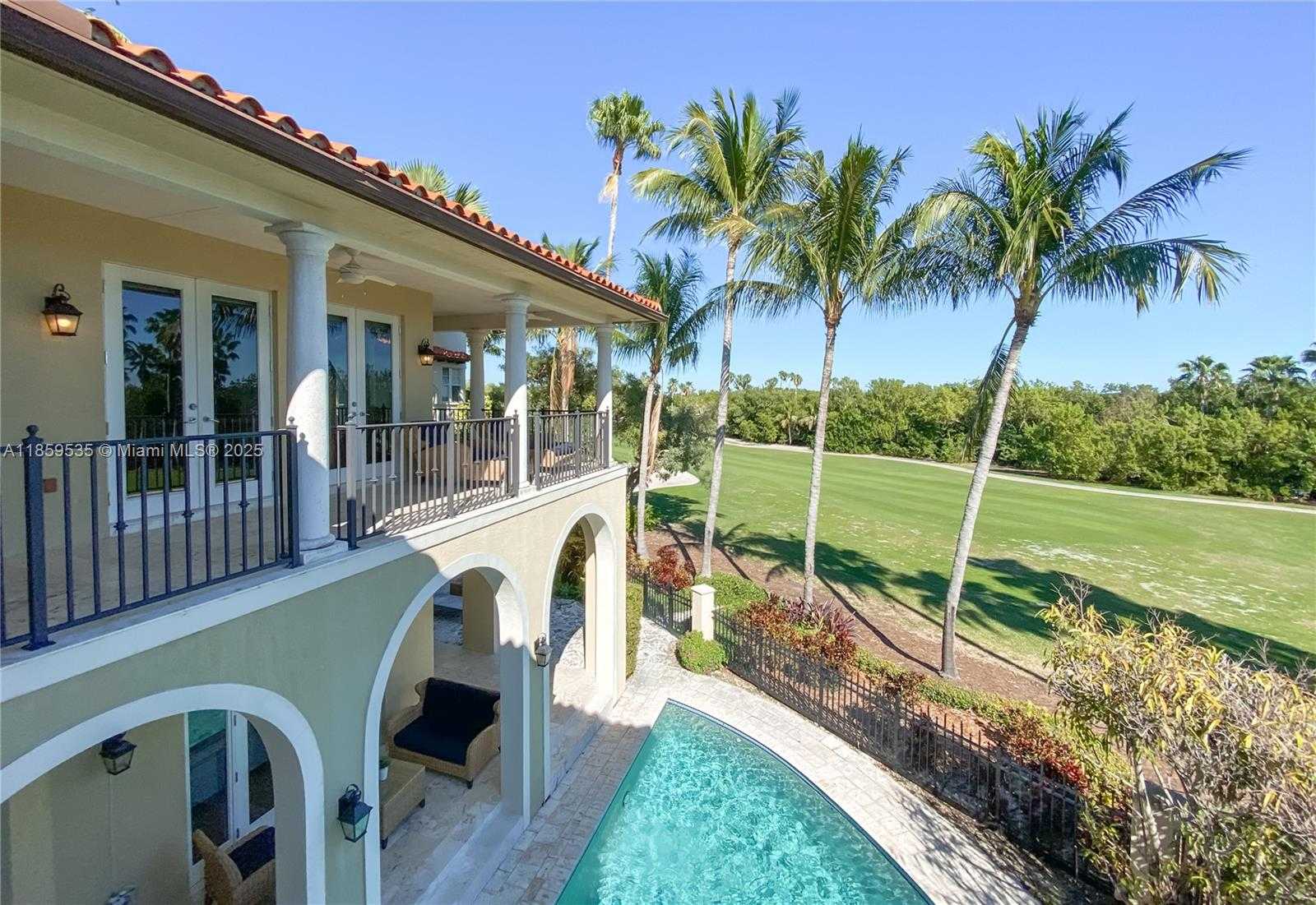 Small Image of 13681 DEERING BAY DR, Coral Gables Number 37