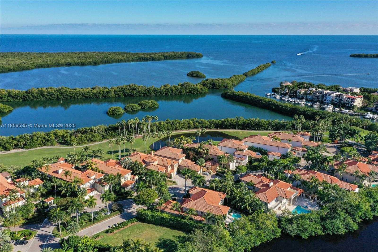 Small Image of 13681 DEERING BAY DR, Coral Gables Number 44