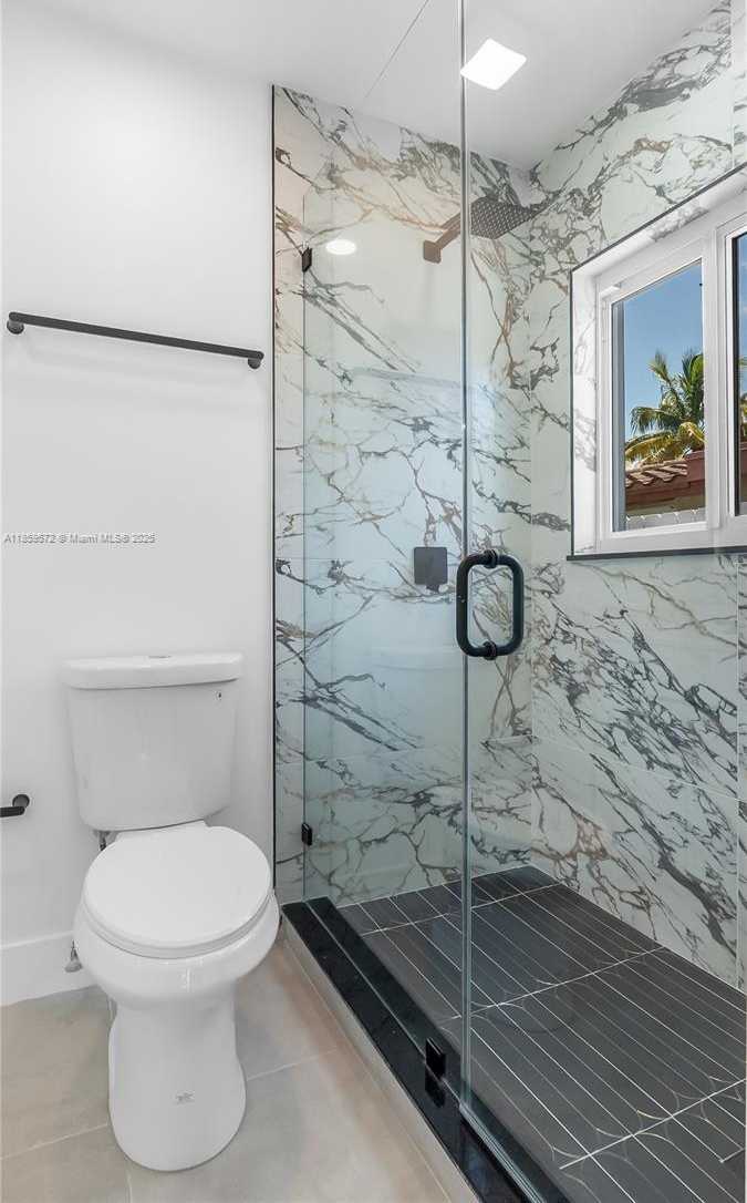 Small Image of 1611 NORTH EAST 40TH PL, Oakland Park Number 15
