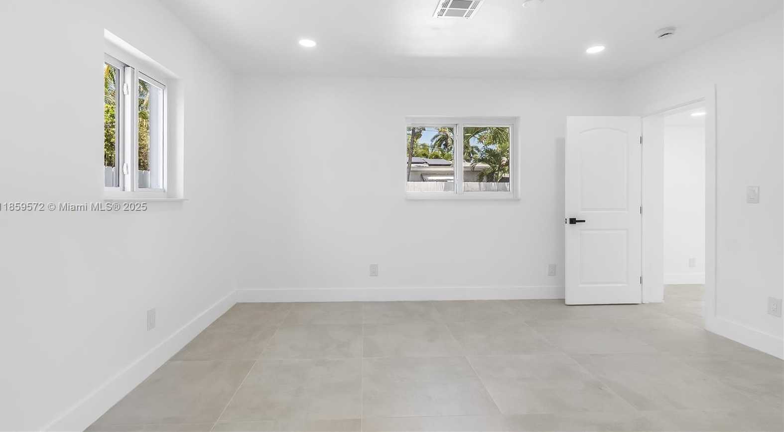 Small Image of 1611 NORTH EAST 40TH PL, Oakland Park Number 16
