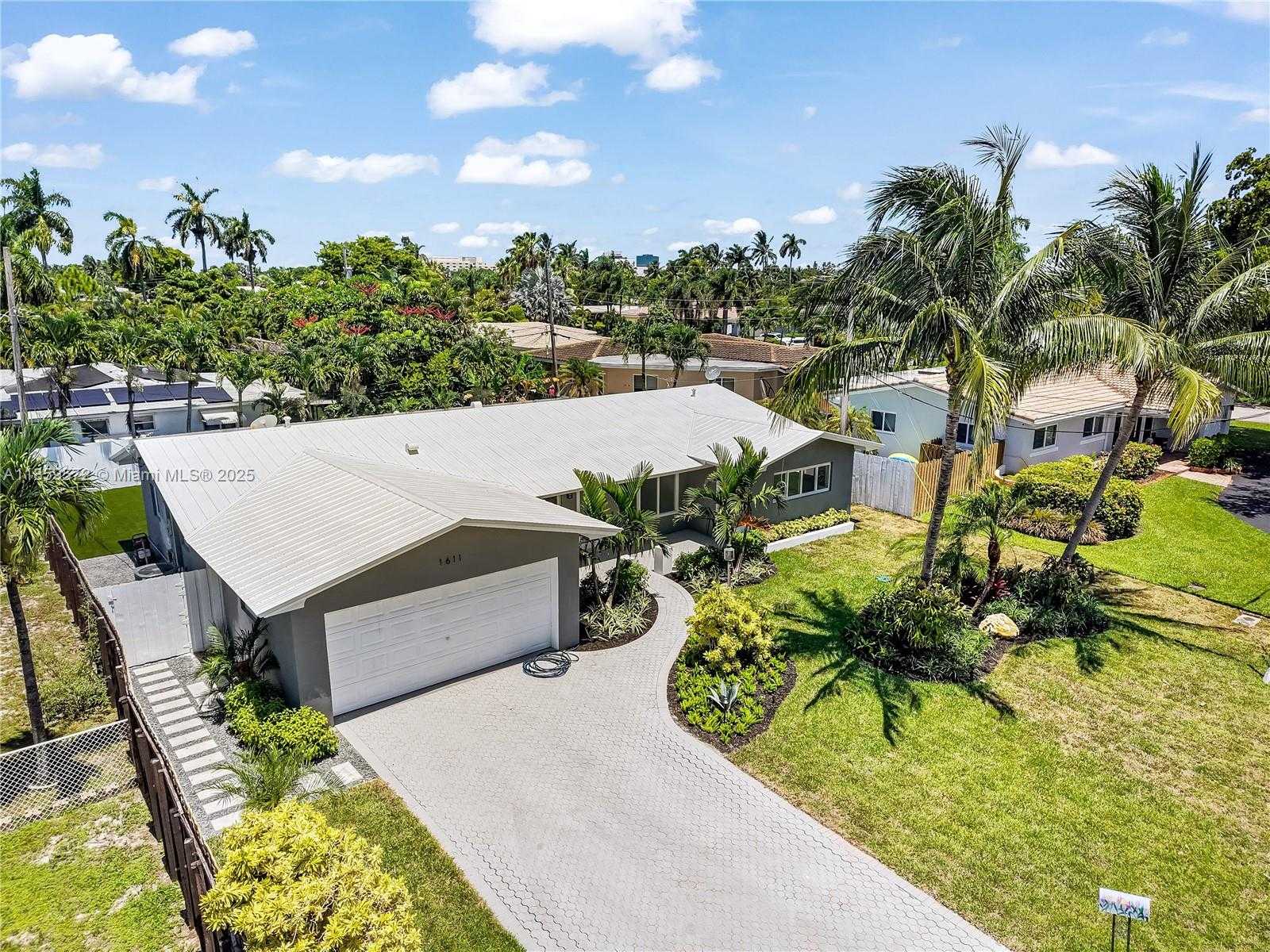 Small Image of 1611 NORTH EAST 40TH PL, Oakland Park Number 2