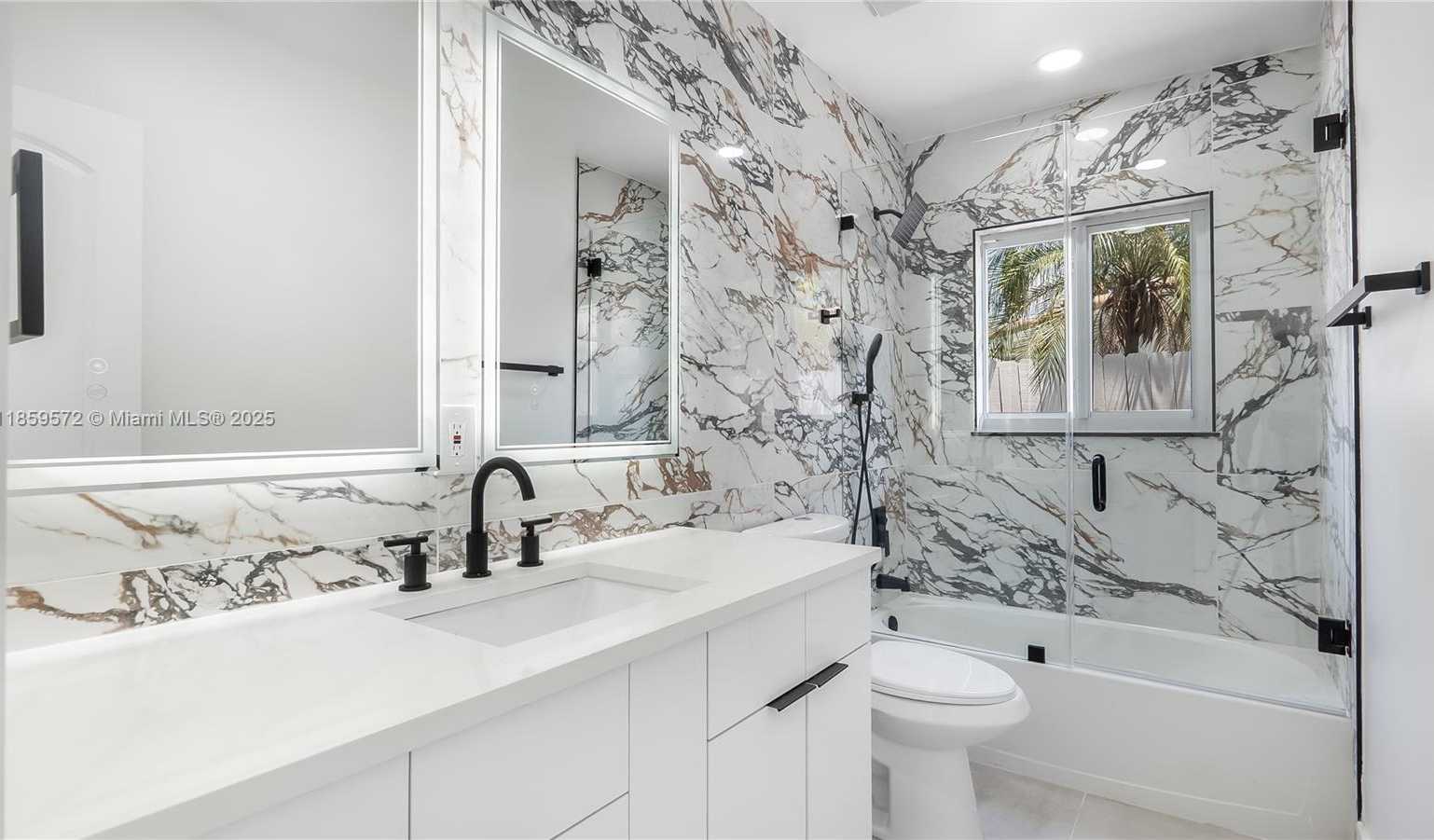 Small Image of 1611 NORTH EAST 40TH PL, Oakland Park Number 21