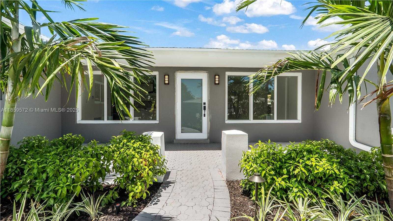 Small Image of 1611 NORTH EAST 40TH PL, Oakland Park Number 3