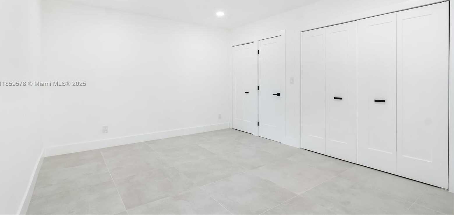 Small Image of 2417 NORTH EAST 18TH AVE, Wilton Manors Number 13