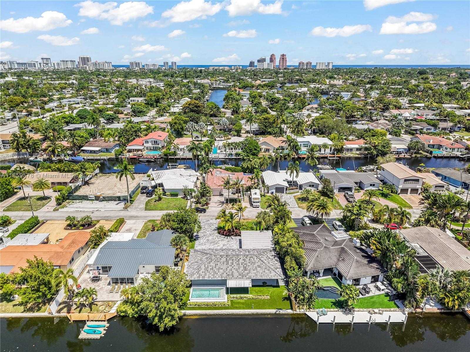 Small Image of 2417 NORTH EAST 18TH AVE, Wilton Manors Number 33