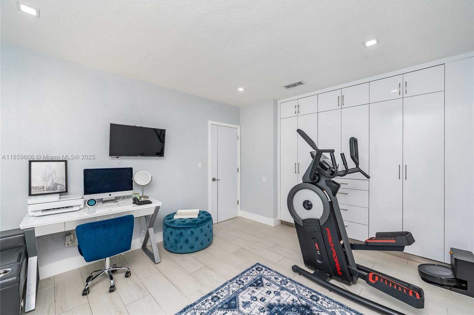 Small Image of 6704 CROOKED PALM TER, Miami Lakes Number 16