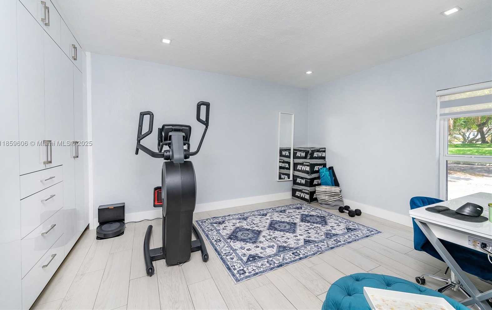 Small Image of 6704 CROOKED PALM TER, Miami Lakes Number 17