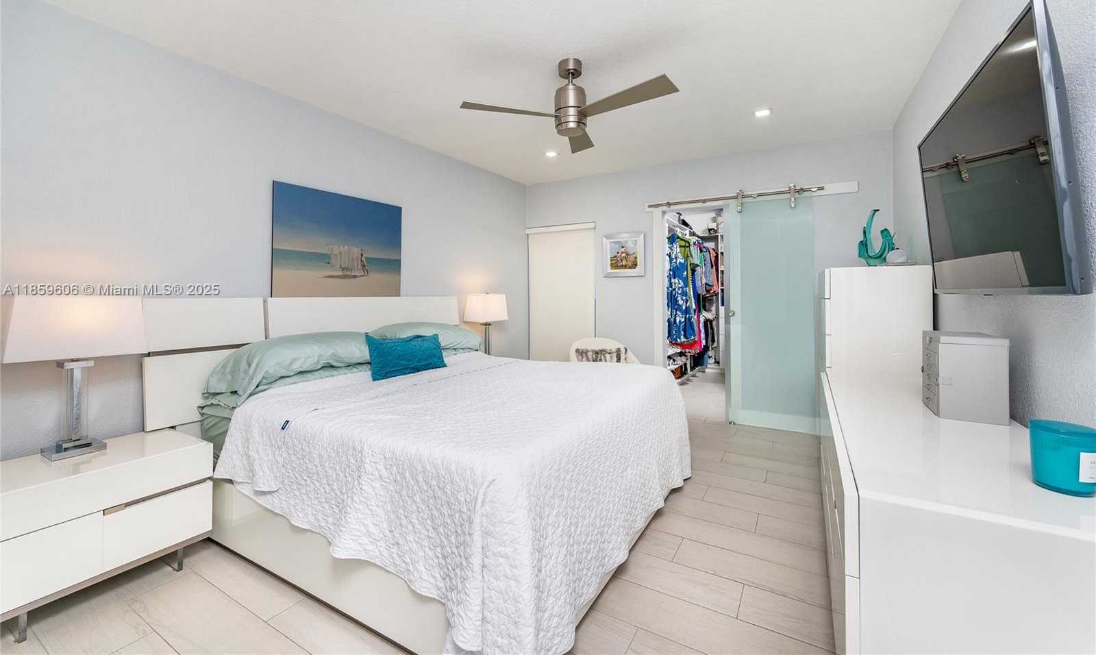 Small Image of 6704 CROOKED PALM TER, Miami Lakes Number 20