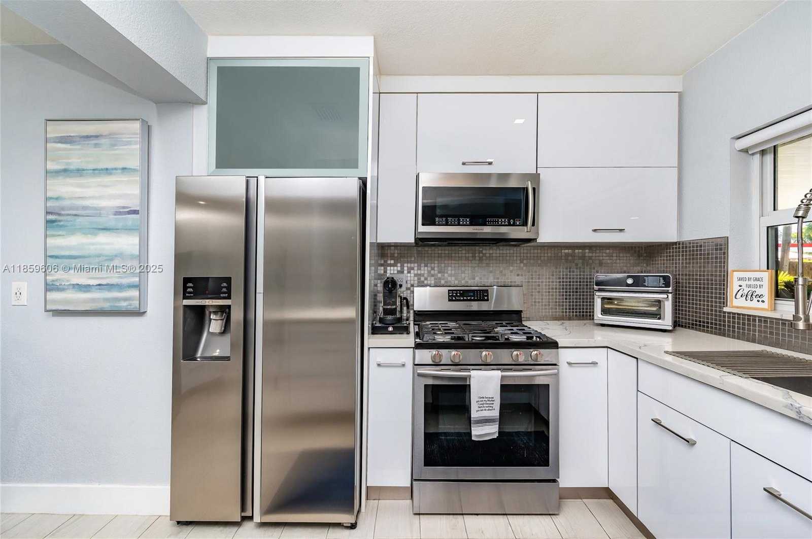 Small Image of 6704 CROOKED PALM TER, Miami Lakes Number 6