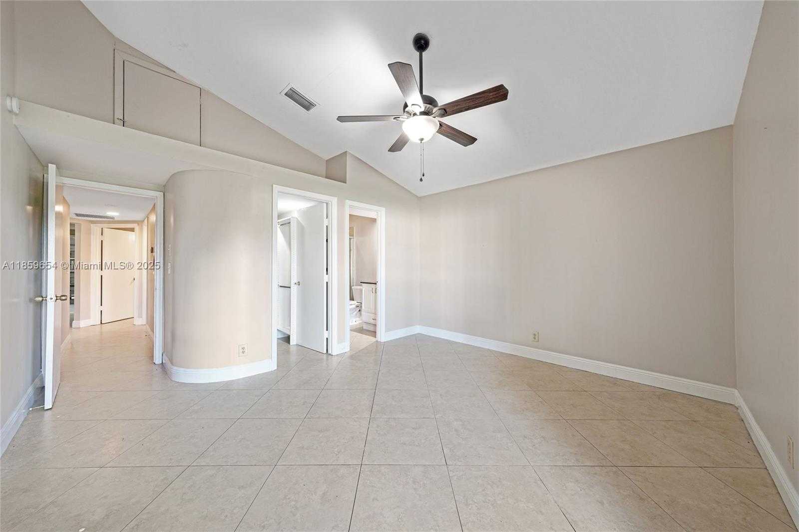 Small Image of 3887 NORTH WEST 7TH PL, Deerfield Beach Number 11