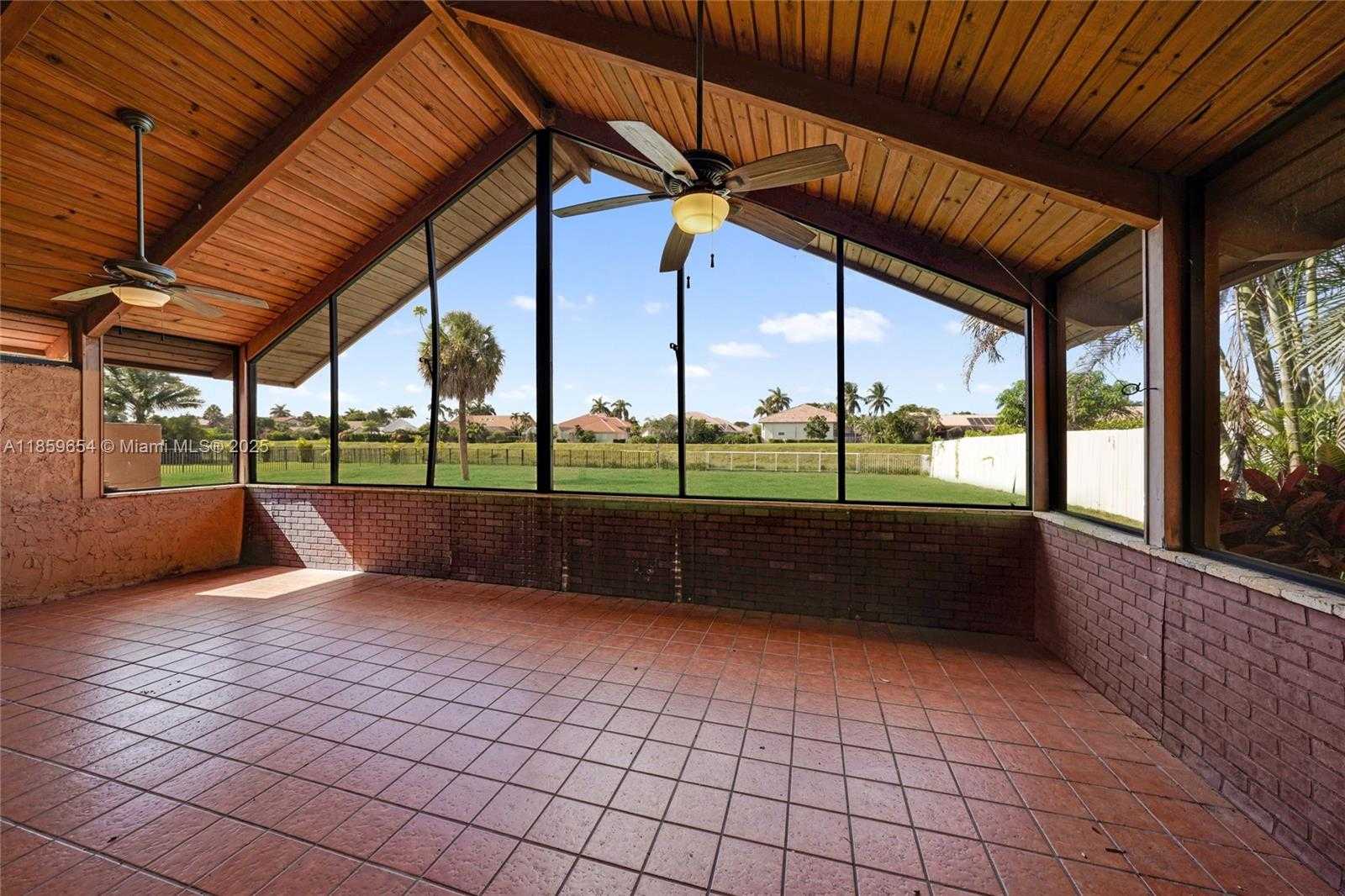 Small Image of 3887 NORTH WEST 7TH PL, Deerfield Beach Number 30