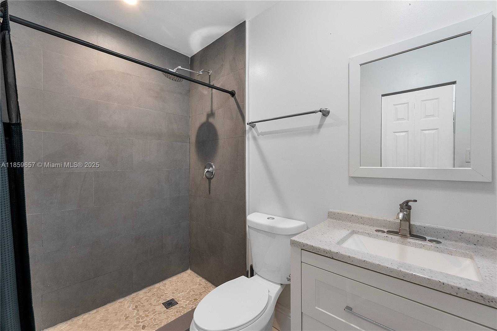 Small Image of 2227 CODY ST, Hollywood Number 13