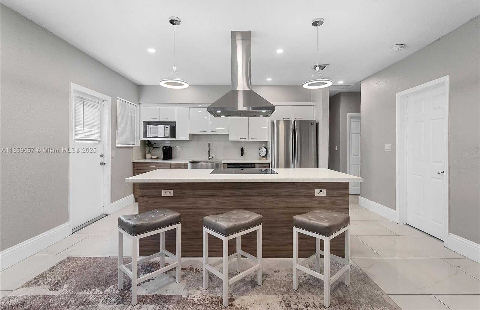 Small Image of 2227 CODY ST, Hollywood Number 6