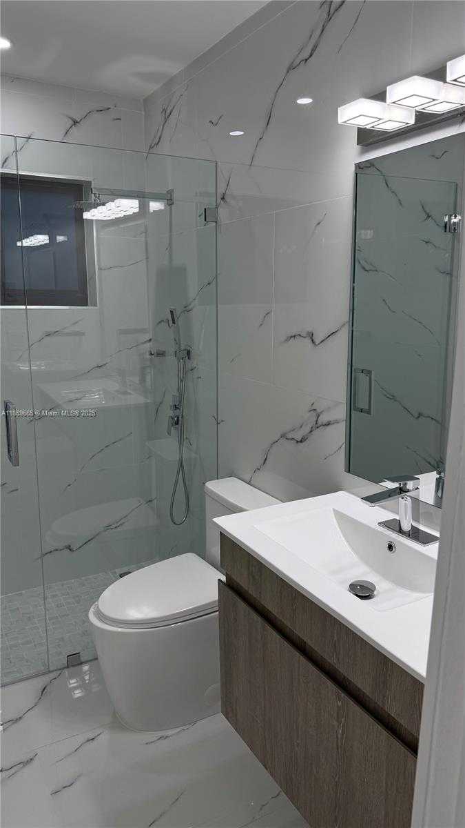 Small Image of 10500 NORTH WEST 2ND CT, Plantation Number 13