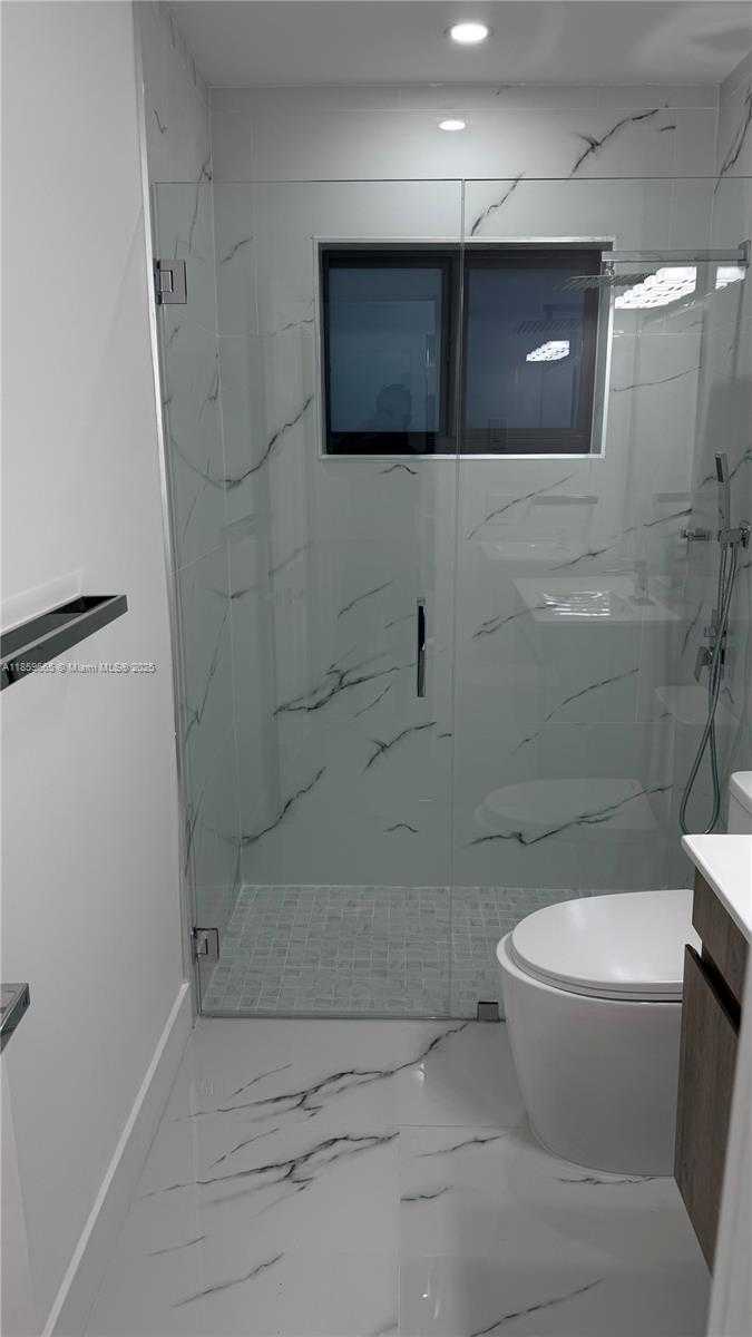 Small Image of 10500 NORTH WEST 2ND CT, Plantation Number 14