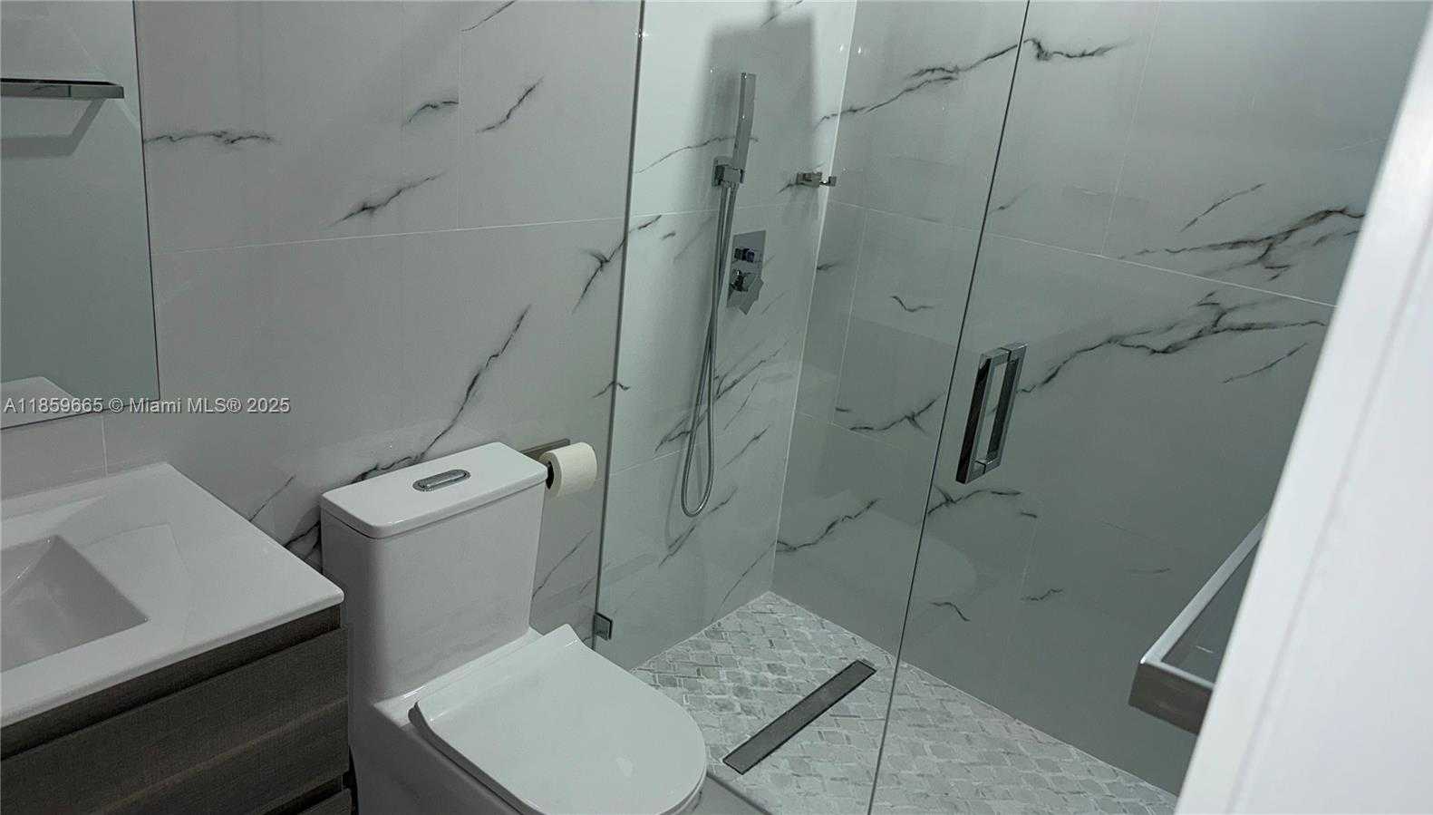 Small Image of 10500 NORTH WEST 2ND CT, Plantation Number 16