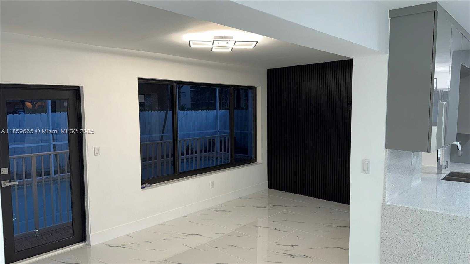 Small Image of 10500 NORTH WEST 2ND CT, Plantation Number 24