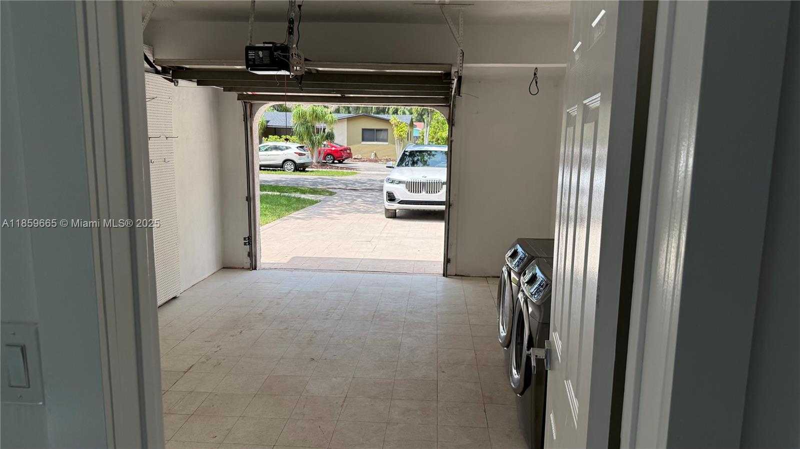 Small Image of 10500 NORTH WEST 2ND CT, Plantation Number 27