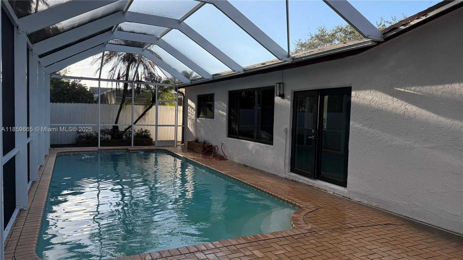 Small Image of 10500 NORTH WEST 2ND CT, Plantation Number 29