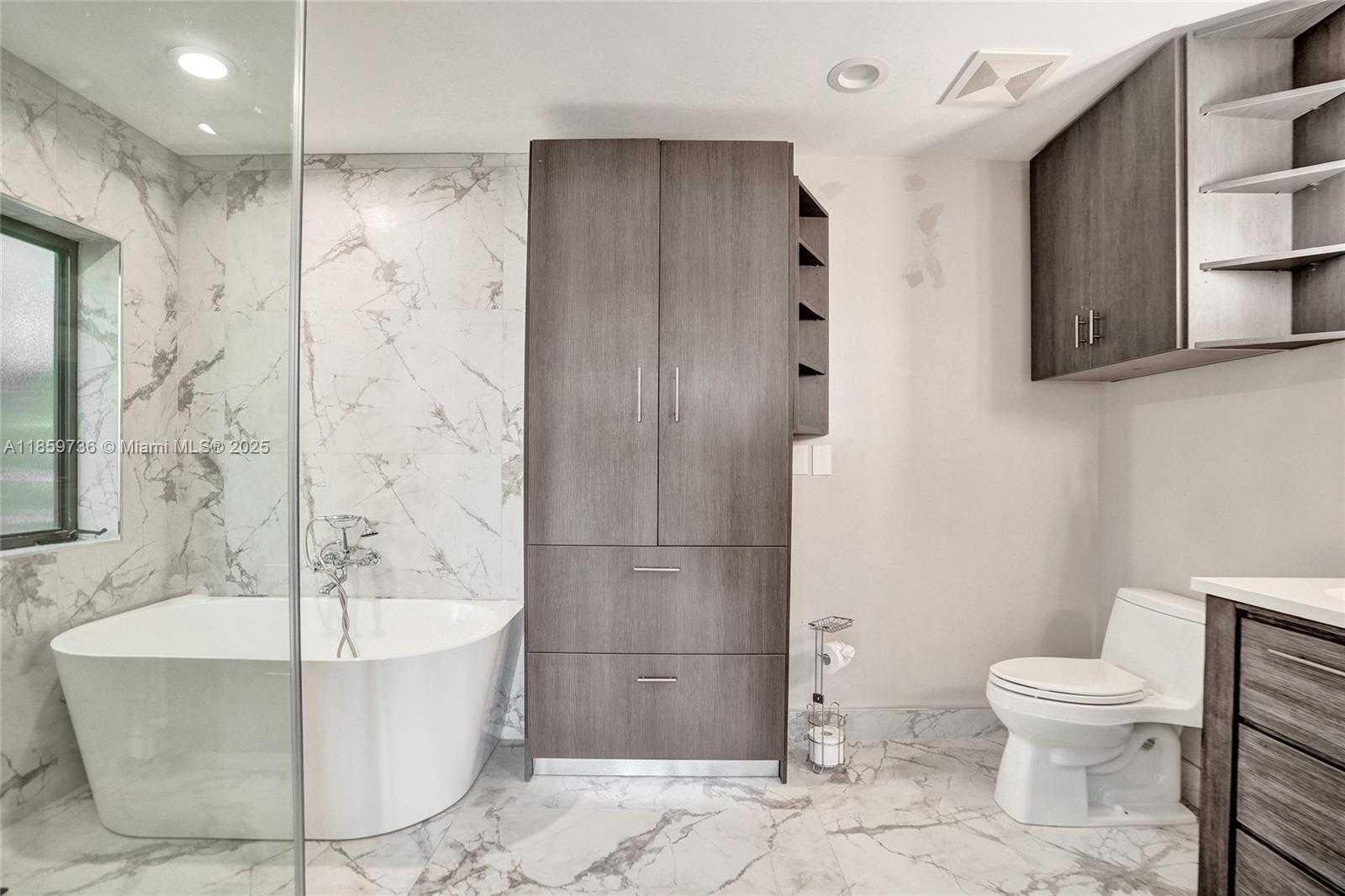 Small Image of 2877 NORTH EAST 29TH ST, Fort Lauderdale Number 27