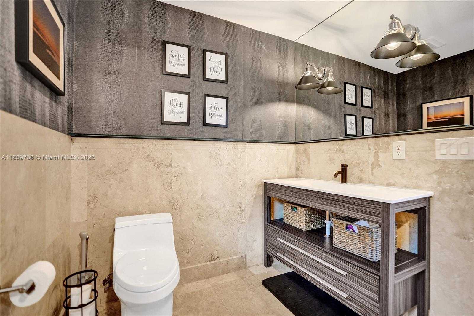 Small Image of 2877 NORTH EAST 29TH ST, Fort Lauderdale Number 31