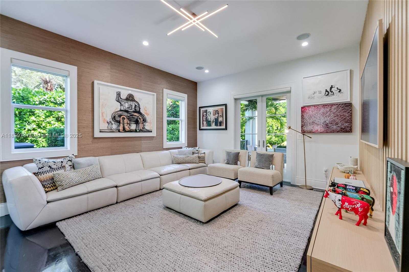 Small Image of 701 BELLA VISTA AVE, Coral Gables Number 10