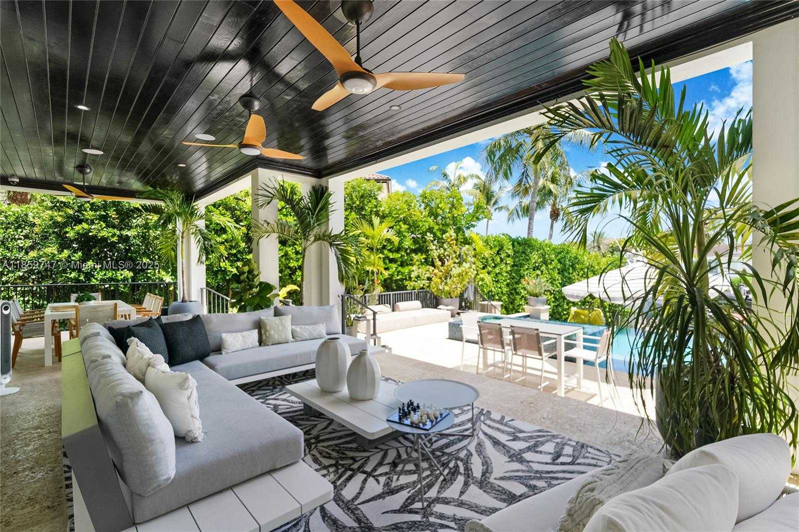 Small Image of 701 BELLA VISTA AVE, Coral Gables Number 14