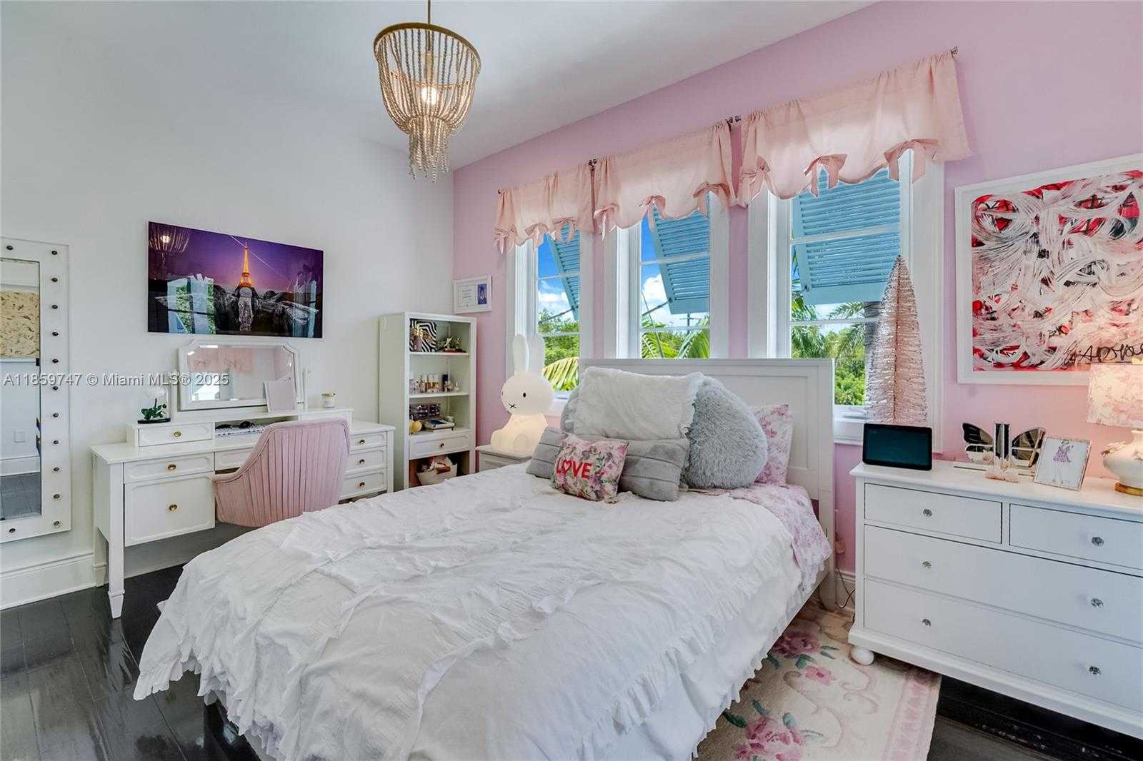 Small Image of 701 BELLA VISTA AVE, Coral Gables Number 21