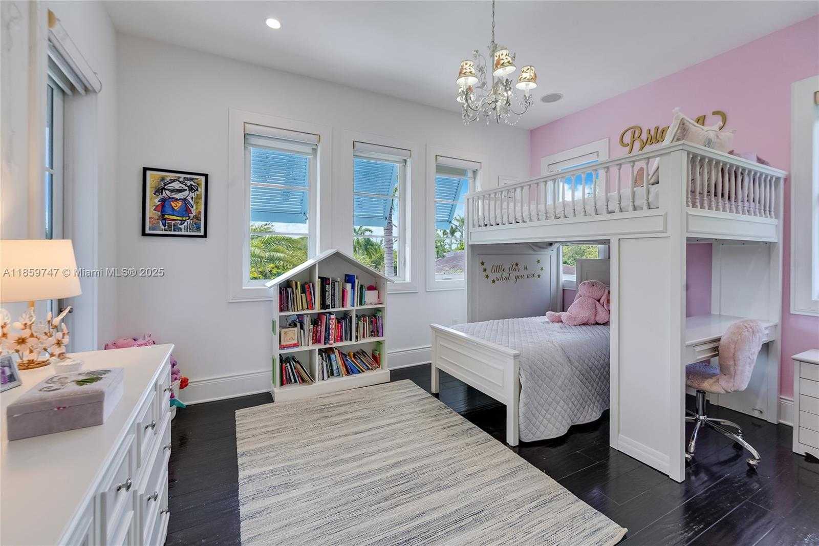 Small Image of 701 BELLA VISTA AVE, Coral Gables Number 23
